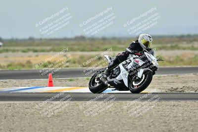 media/Apr-18-2025-TrackDaz (Fri) [[45f5874c44]]/C Group/Session 1 (Turn 7)/